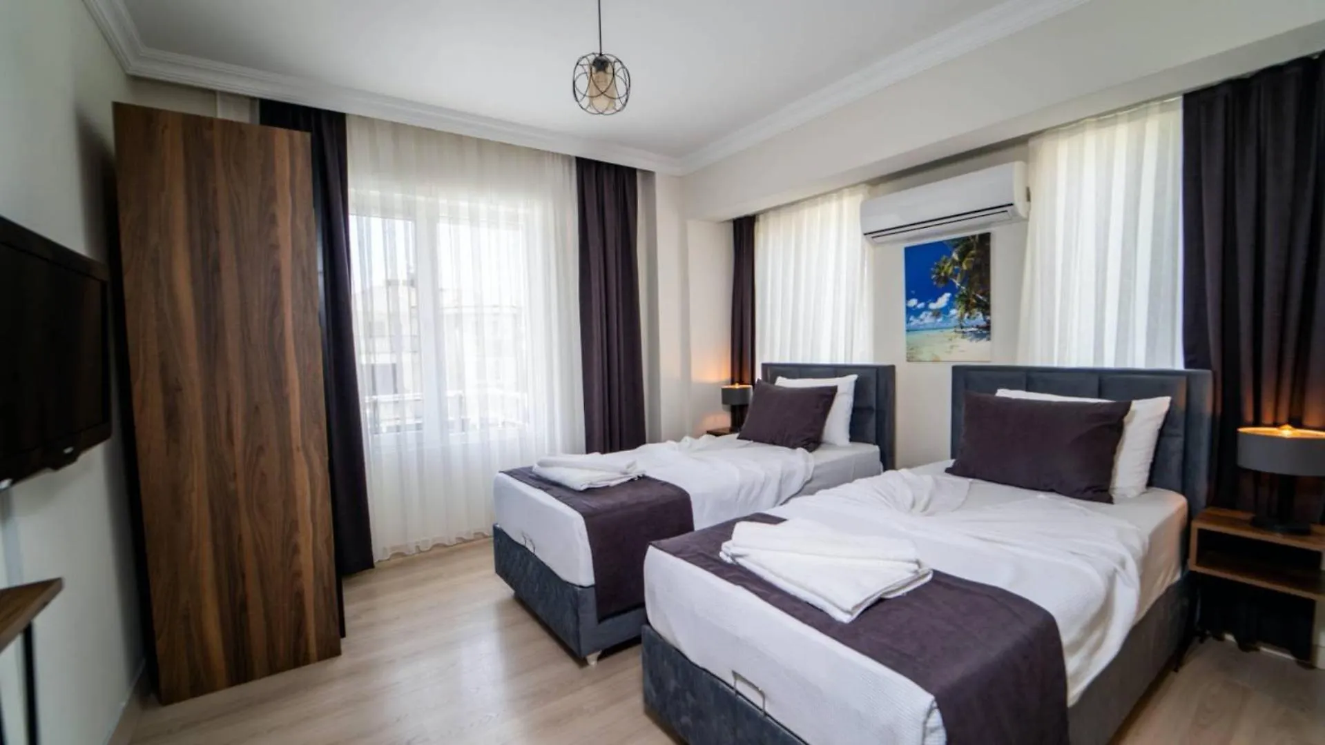 Oludeniz 3 Bedroom Villa - 8904 Fethiye