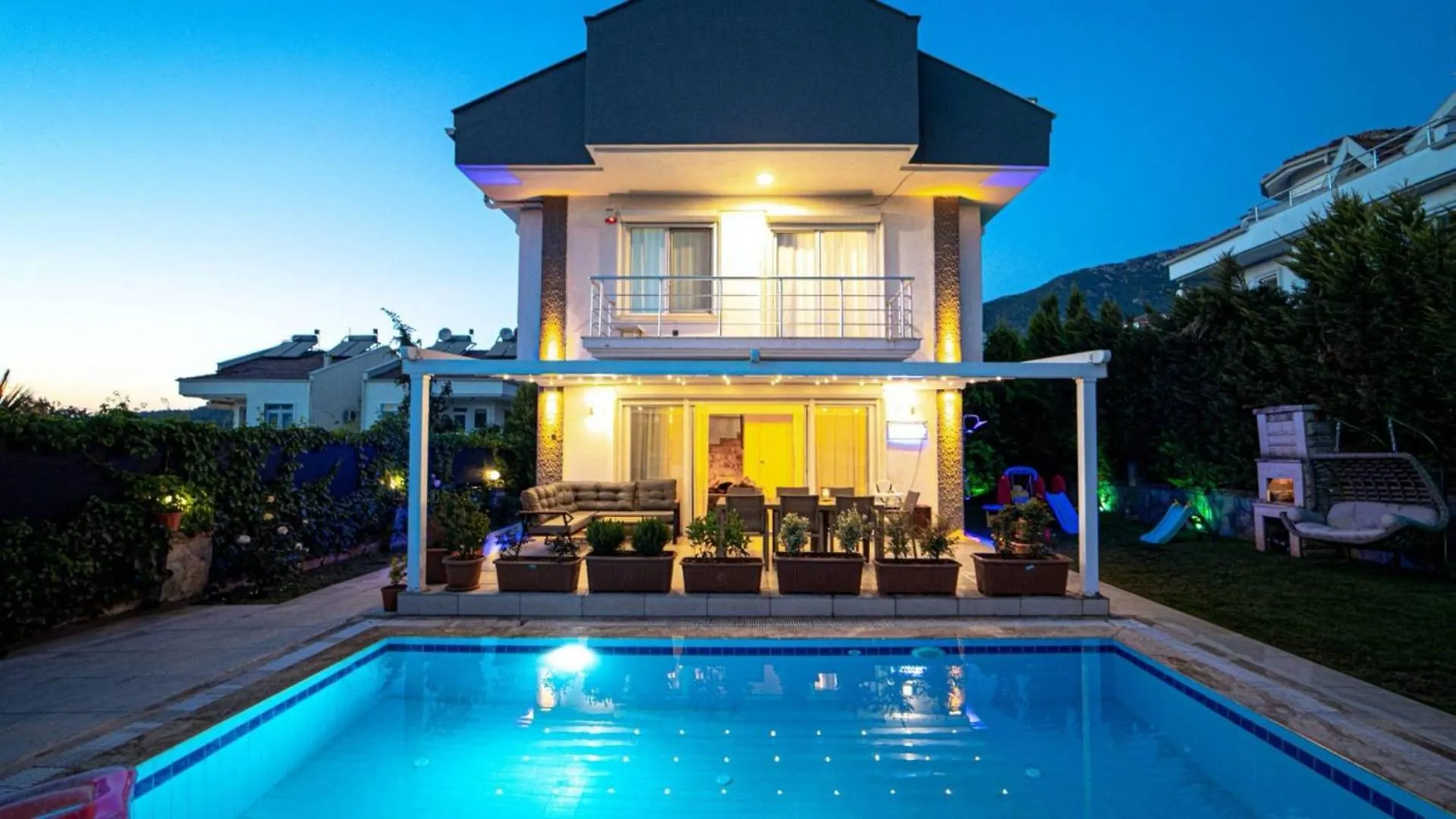 Oludeniz 3 Bedroom Villa - 8904 Fethiye